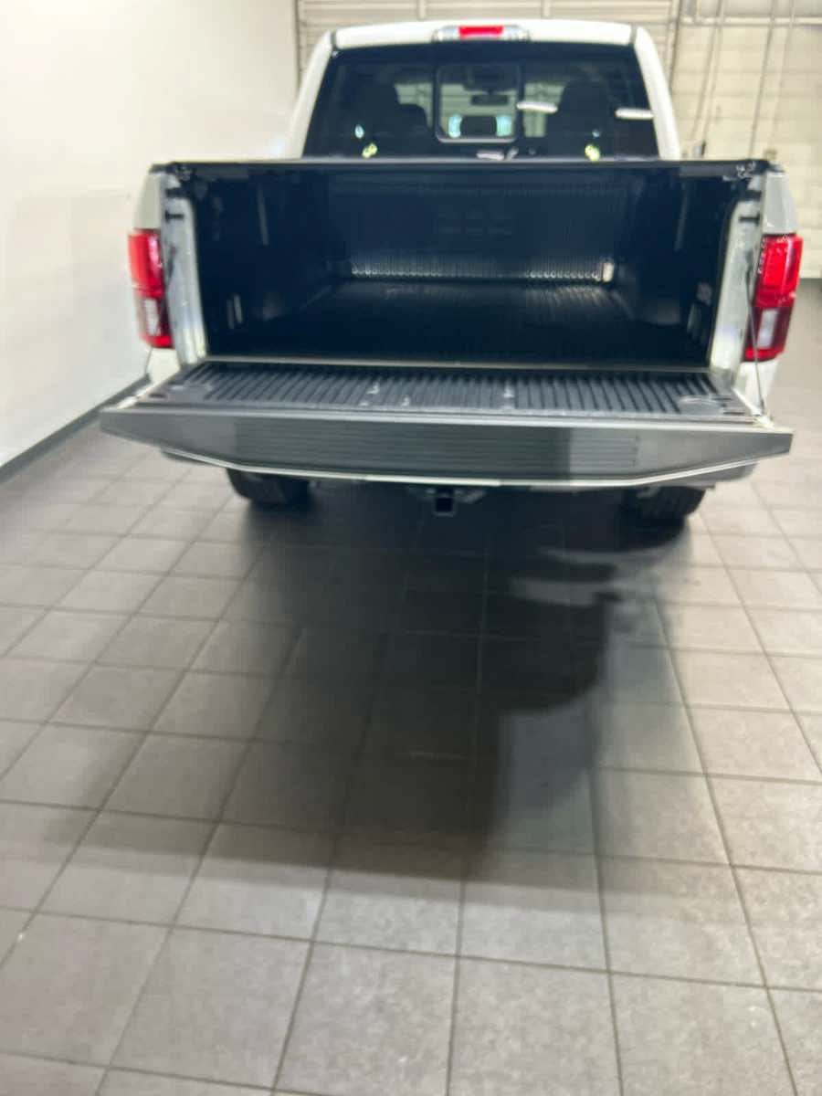 Used 2020 Ford F150 Lariat w/ Equipment Group 502A Luxury AWD/4WD image 11