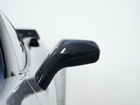 Used 2015 Chevrolet Corvette Z06 w/ 3LZ Preferred Equipment Group image 11