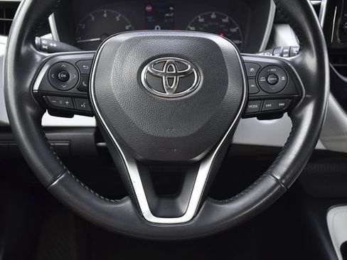 Used 2023 Toyota Corolla SE FWD image 7