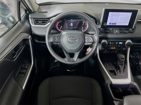 Certified 2025 Toyota RAV4 LE image 19