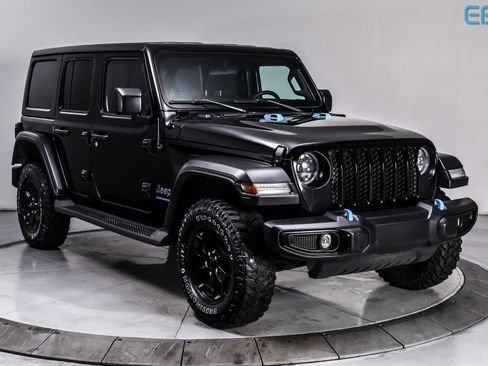 Used 2023 Jeep Wrangler Unlimited w/ Convenience Group image 1