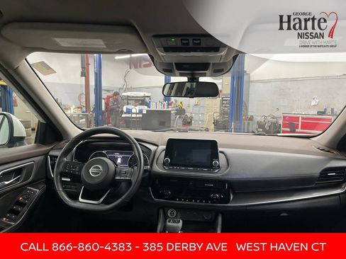 Used 2021 Nissan Rogue SV w/ Premium Package AWD/4WD image 29