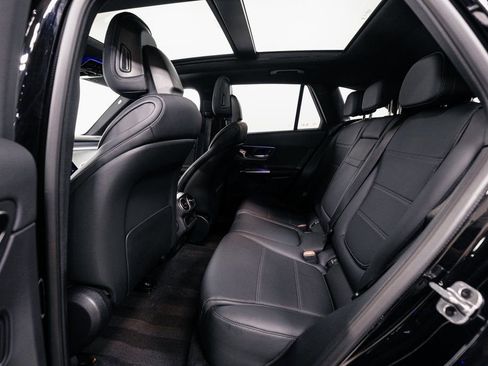 Certified 2026 Mercedes-Benz GLC 300 4MATIC image 19