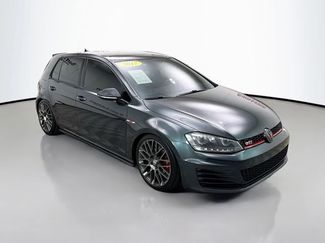 Used 2017 Volkswagen GTI SE image 1