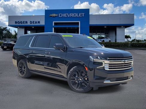 Used 2024 Chevrolet Suburban High Country AWD/4WD image 1