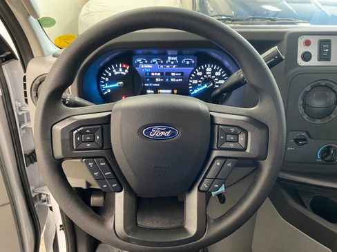 New 2026 Ford E-450 and Econoline 450 Super Duty w/ Power Equipment Group image 17