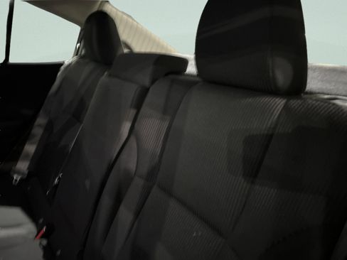 Used 2023 Subaru Legacy Premium image 12