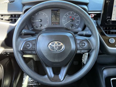 Used 2024 Toyota Corolla LE image 11