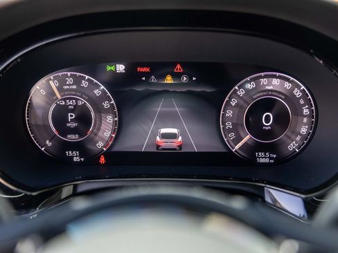 Certified 2025 Bentley Continental GT AWD/4WD image 25