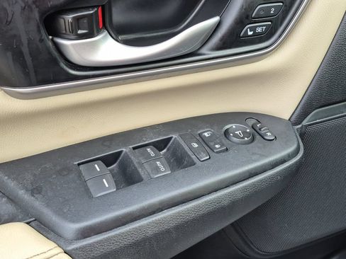 Used 2022 Honda CR-V EX-L image 19