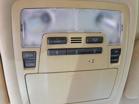 Used 2016 Toyota Highlander XLE AWD/4WD image 31