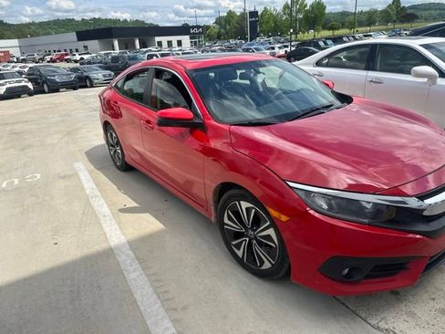 Used 2018 Honda Civic EX-L image 6