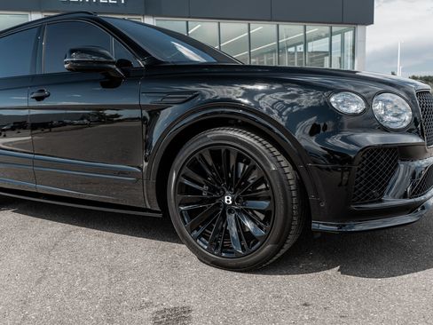 Certified 2026 Bentley Bentayga Speed AWD/4WD image 19