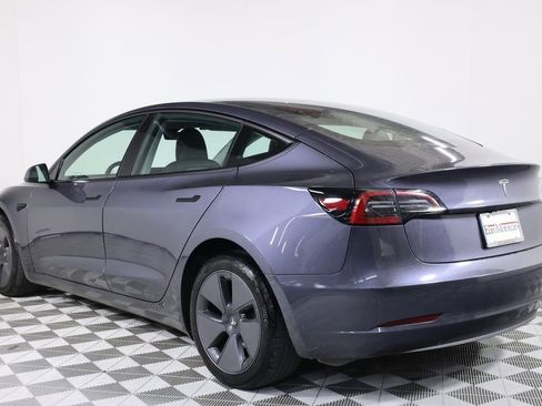 Used 2023 Tesla Model 3 Standard Range image 4