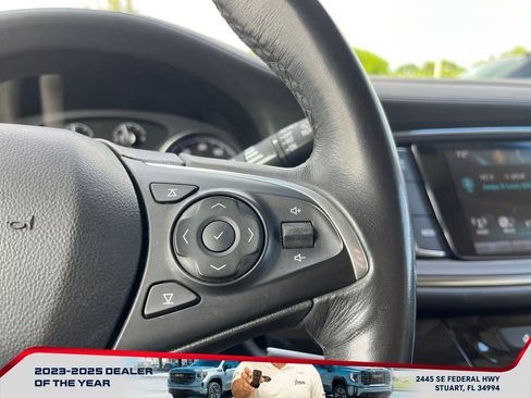 Used 2019 Buick Enclave Premium w/ Experience Buick Package image 28