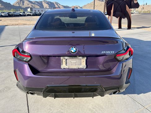 Used 2023 BMW 230i Coupe w/ M Sport Package image 4