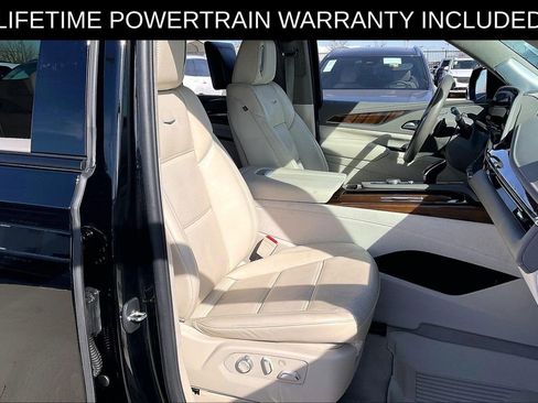 Used 2024 Cadillac Escalade Sport Platinum image 10