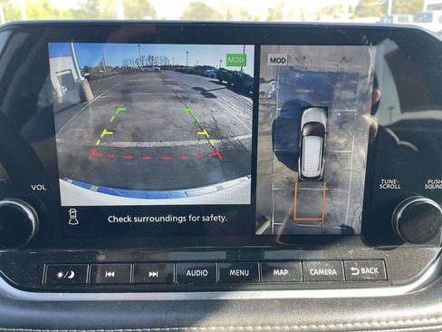 Used 2022 Nissan Rogue SL w/ SL Premium Package FWD image 41