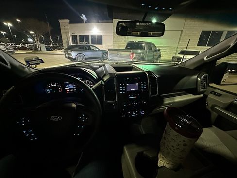 Used 2016 Ford F150 XLT w/ Equipment Group 301A Mid image 12