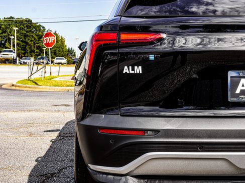 New 2026 Chevrolet Blazer EV LT image 12