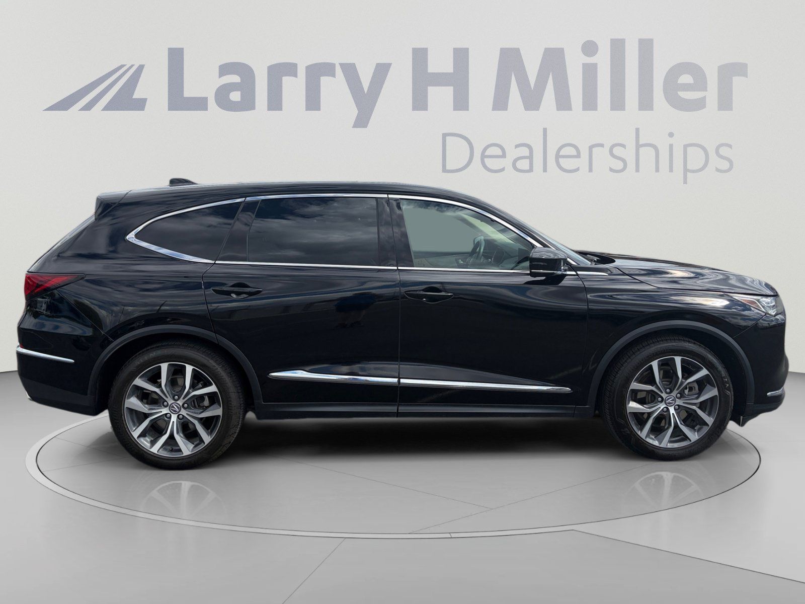 Used 2023 Acura MDX w/ Technology Package AWD/4WD image 6