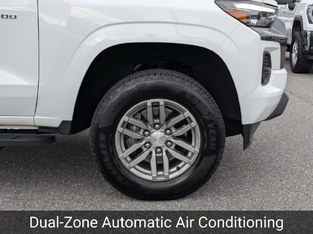 Used 2024 Chevrolet Colorado LT w/ LT Convenience Package III AWD/4WD image 16