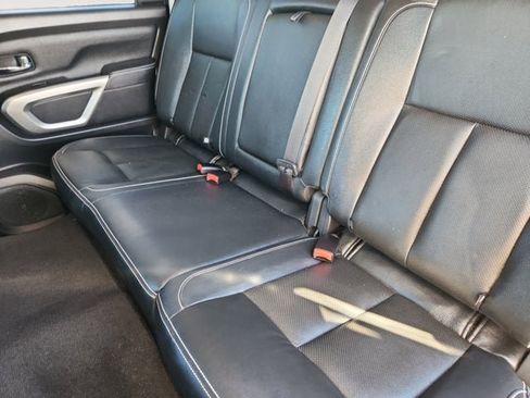 Used 2018 Nissan Titan PRO-4X w/ Pro-4x Convenience Package image 13