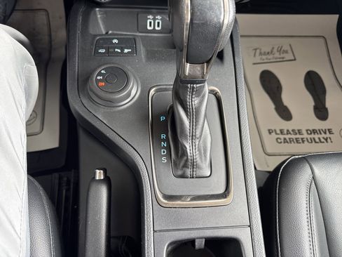 Certified 2019 Ford Ranger Lariat w/ Equipment Group 501A Mid image 34