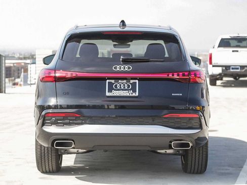 Used 2025 Audi Q5 Premium w/ Convenience Package AWD/4WD image 7