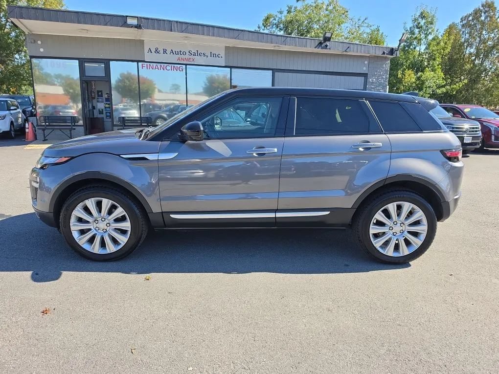 Used 2018 Land Rover Range Rover Evoque HSE AWD/4WD image 4