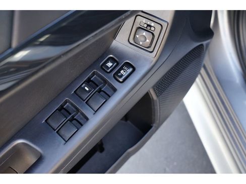 Used 2017 Mitsubishi Lancer ES image 16