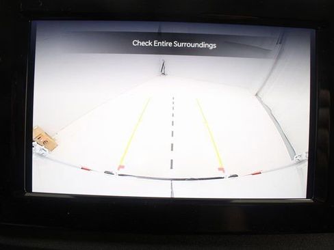 Used 2025 RAM ProMaster 2500 w/ Convenience Group image 3