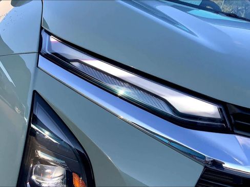 Certified 2025 Chevrolet Equinox LT image 26