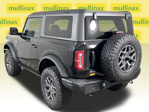 New 2025 Ford Bronco Badlands image 4