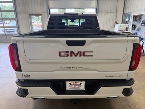 Used 2023 GMC Sierra 1500 Denali w/ Technology Package AWD/4WD image 6