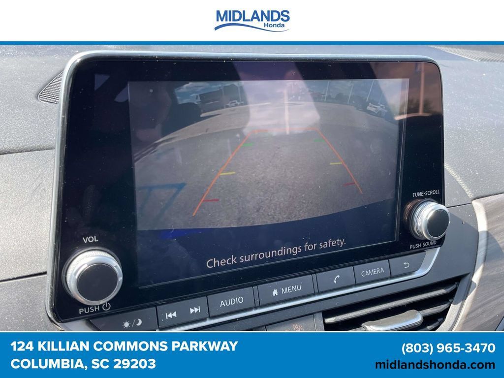 Used 2025 Nissan Altima 2.5 SV FWD image 27