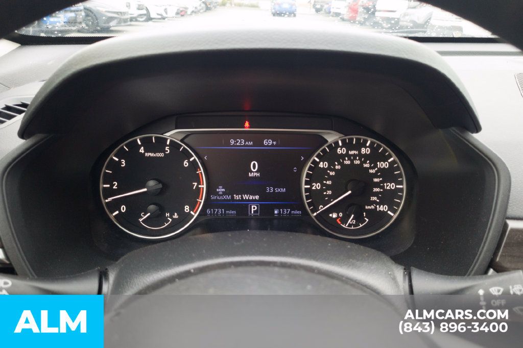 Used 2024 Nissan Altima 2.5 SV FWD image 12