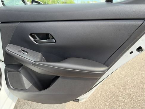 Used 2024 Nissan Sentra SV FWD image 29