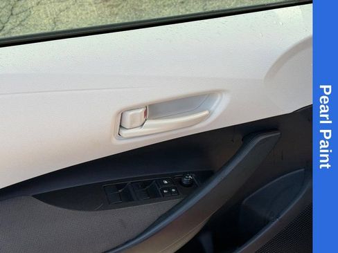 Used 2025 Toyota Corolla LE FWD image 18