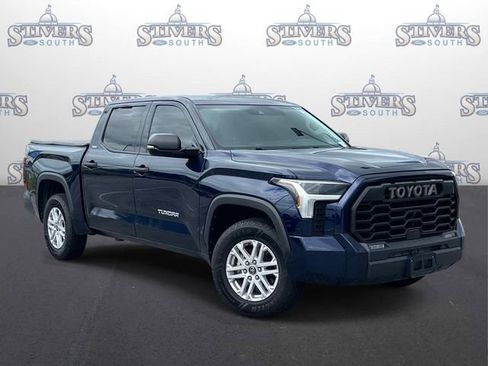 Used 2022 Toyota Tundra SR5 w/ Convenience Package RWD image 1
