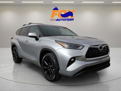Used 2023 Toyota Highlander LE