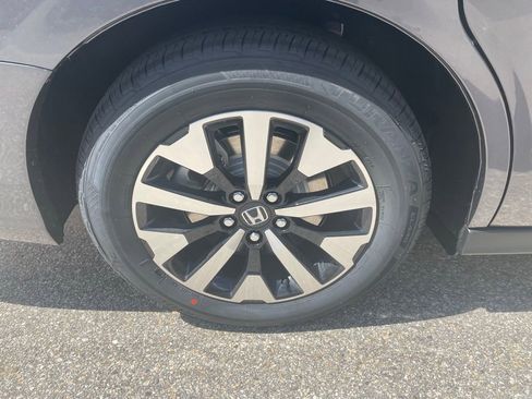 New 2026 Honda Odyssey EX-L image 7