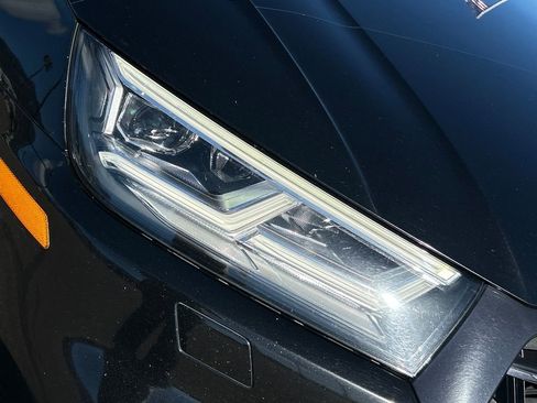 Used 2019 Audi SQ5 Premium Plus image 28