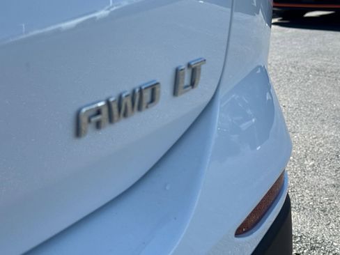 Used 2024 Chevrolet Equinox LT w/ LPO, Floor Liner Package AWD/4WD image 10
