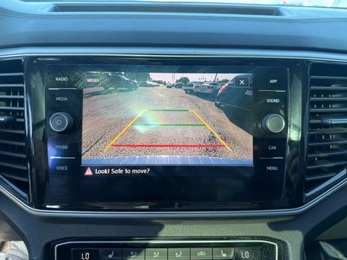 Used 2018 Volkswagen Atlas SEL w/ R-Line Package AWD/4WD image 21