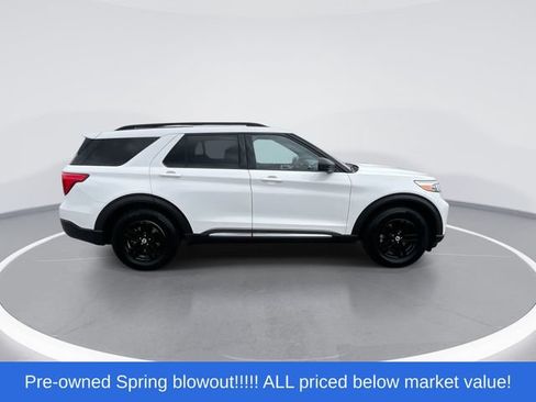 Used 2020 Ford Explorer XLT RWD image 9