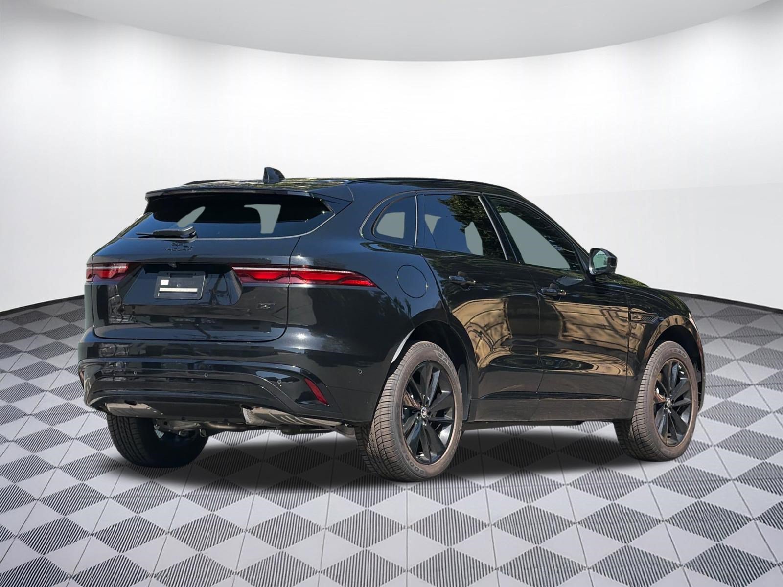 New 2026 Jaguar F-PACE R-Dynamic S AWD/4WD image 9