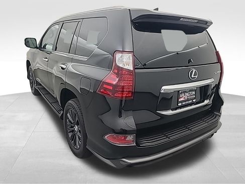 Used 2022 Lexus GX 460 Premium w/ Accessory Package image 6
