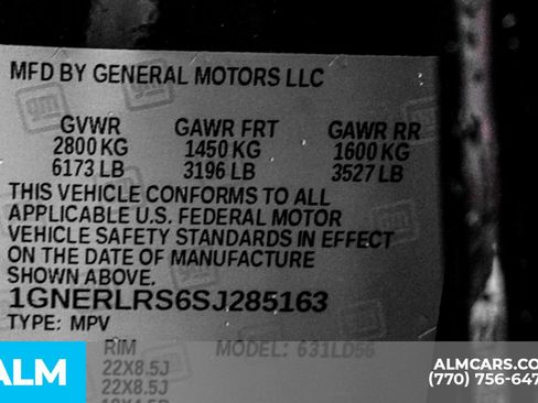 Used 2025 Chevrolet Traverse RS image 56