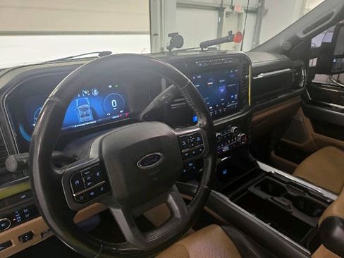 Used 2023 Ford F250 Lariat w/ Chrome Package AWD/4WD image 12